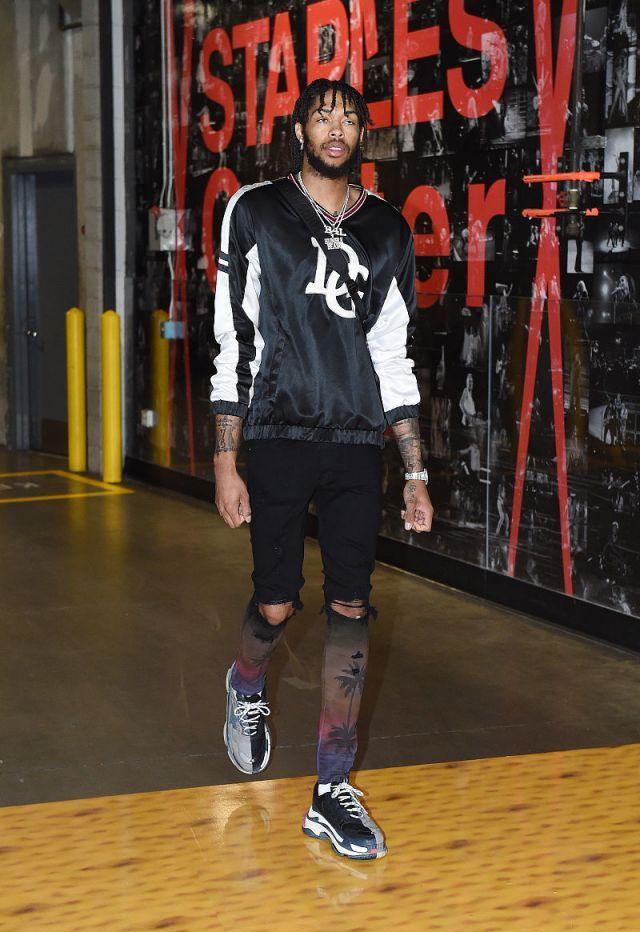 雷霆冲击季后赛形势明朗（雷霆发力，季后赛局势清晰）