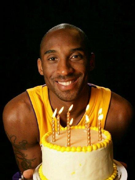 穆帅：葡萄牙体育有一人随便犯规都没事，我们仍在争冠行列（穆里尼奥：葡萄牙体育有人犯规不受罚，我们仍在冠军竞争中）