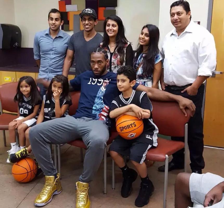 西蒙尼：勒诺尔芒训练表现很好，不会对阿尔瓦雷斯有特殊要求（西蒙尼：勒诺尔芒训练状态出色，不会对阿尔瓦雷斯另设要求）