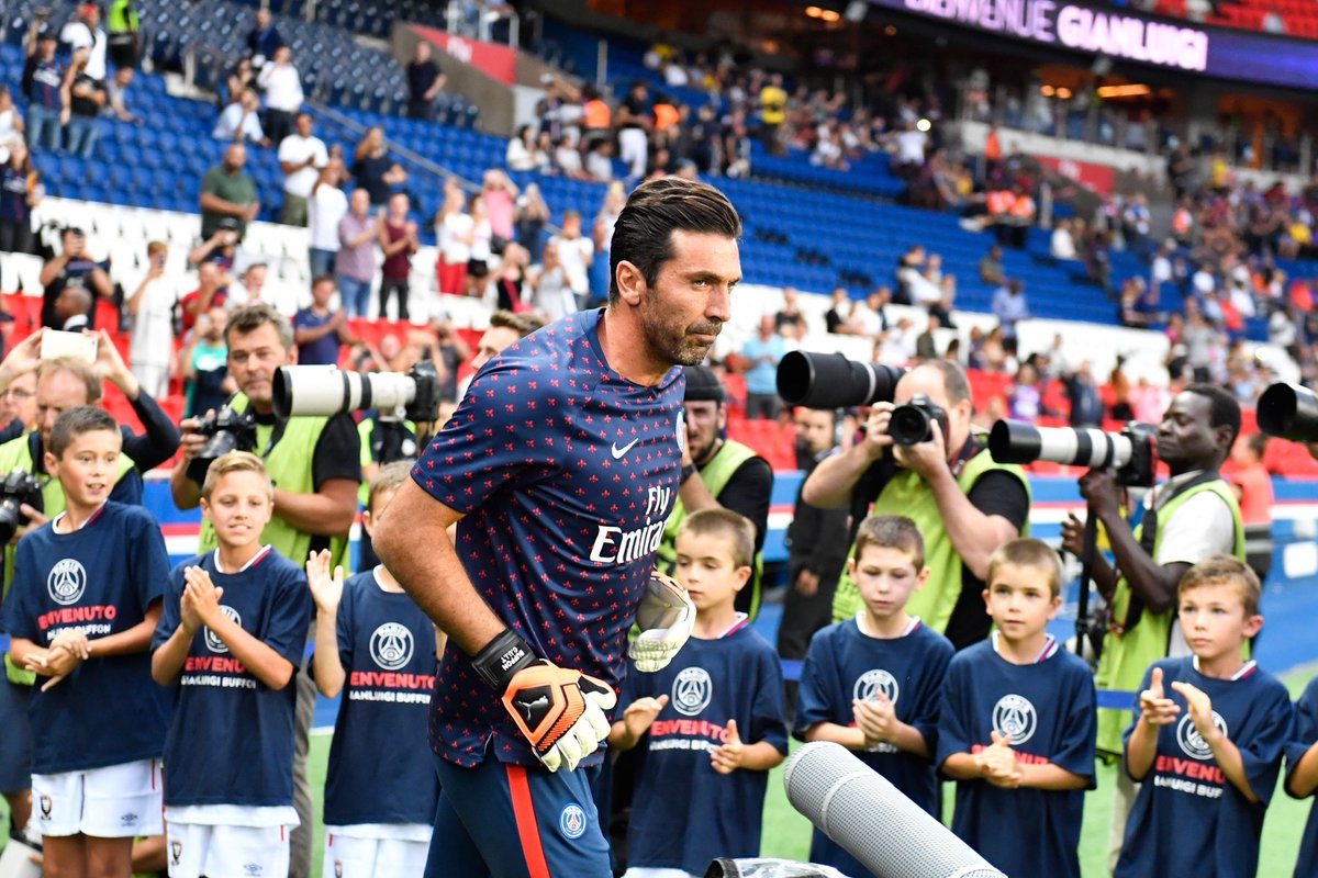 这一刻，才是真正的老大（此刻，才是名副其实的王者）