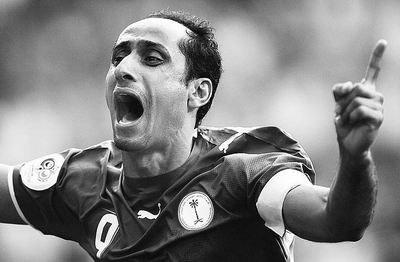 巴黎vs拜仁数据：巴黎25次射门9次射正，拜仁9次射门5次射正（数据战报：巴黎25射9正，拜仁9射5正）